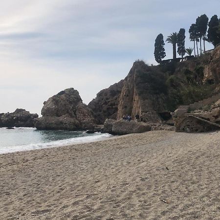 Torrecilla Sirena Beach Nerja Kültér fotó