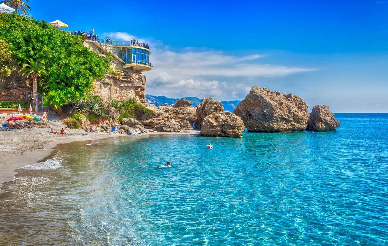 Torrecilla Sirena Beach Nerja Kültér fotó